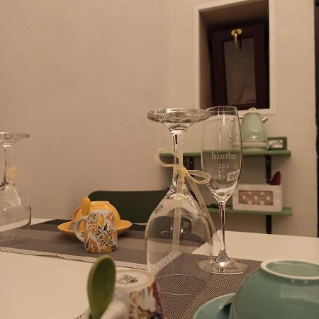 18 Mq Hotel Pulsano Buitenkant foto
