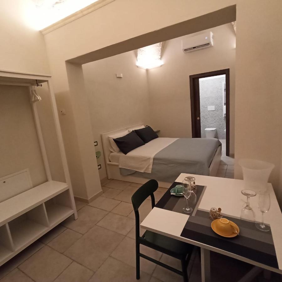 18 Mq Hotel Pulsano Buitenkant foto
